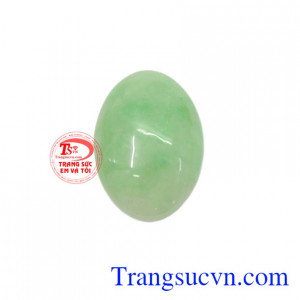 Mặt ngọc Jadeite An Khang có thể làm mặt dây chuyền.