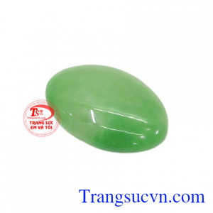 Mặt ngọc Jadeite Phú Quý đem đến vận khí tốt cho, may mắn cho người đeo.