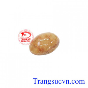 Ngọc cẩm thạch chứa nguồn năng lượng dồi dào có khả năng đẩy lùi những điều không hay, giúp con người thu về tiền tài cũng như sức khỏe, mang đến cuộc sống bình yên, hài hòa và vui vẻ cho người đeo,Mặt ngọc Jadeite thời trang