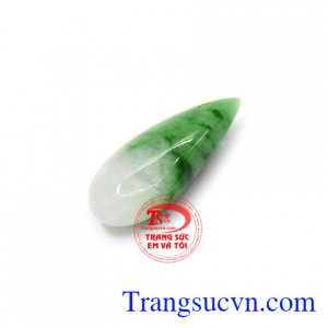 Mặt ngọc phỉ thúy tài lộc dùng để chế tác thành mặt dây bọc bạc, bọc vàng