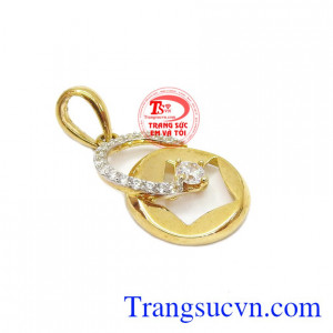 Mặt nữ lời thì thầm ngọt ngào, mặt nữ vàng tây xinh xắn nằm trong bộ sưu tập lời thì thầm ngọt ngào nhân dịp lễ 20-10-2017. 