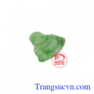 Ngọc cẩm thạch xanh làm tăng khả năng tập trung và ngăn chăn sự phân tâm.