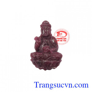 Phật ruby A Di Đà là sản phẩm được chế tác từ đá ruby thiên nhiên.