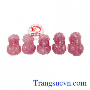 Mặt tỳ hưu ruby chất lượng.