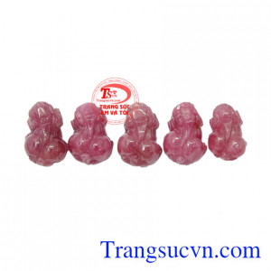 Mặt tỳ hưu ruby nhỏ xinh