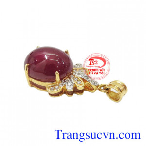 Mặt Vàng đá Quý Ruby kết hợp cùng vàng tây sáng bóng, bền đẹp