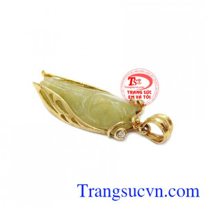 Mặt ve mang lại sự tỉnh táo, quyết định sáng suốt để các em học sinh tự tin và học giỏi. Mặt ve ngọc cẩm thạch