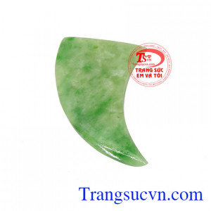 Mặt ngọc cẩm thạch hợp mệnh mang lại nhiều may mắn cho người đeo, ngọc cẩm thạch thiên nhiên.