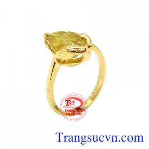 Sản phẩm bảo hành uy tín, giao hàng toàn quốc. Nhẫn chiếc lá tinh tế tourmalin.