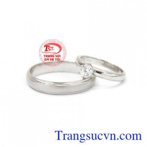 Nhẫn cưới bên nhau trọn đời.