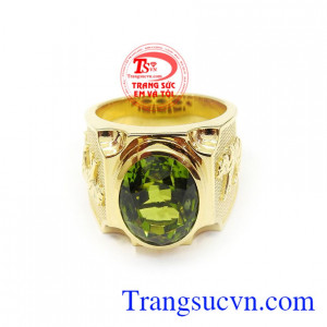 Trang sức từ Peridot có thể vừa tăng vẻ đẹp vừa mang lại may mắn cho chủ nhân
