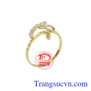 Nhẫn nơ xinh đẹp là sản phẩm trang sức xinh xắn, được các bạn giá yêu thích