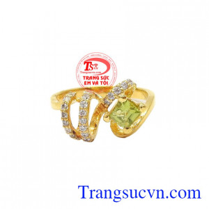 Đá Peridot thiên nhiên (Natural Peridot)