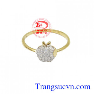 Nhẫn Nữ Vàng thể hiện sự qua tâm và yêu thương, quan tâm sâu sắc tới người thân