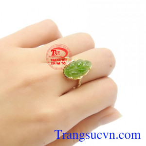 Sản phẩm thích hợp làm quà tặng cho người thân hoặc bạn bè,Nhẫn nữ Nephrite vàng 14k