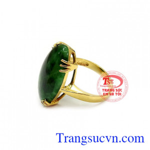 ngọc cẩm thạch từ lâu được mọi người coi như vật hộ mệnh mang lại may mắn