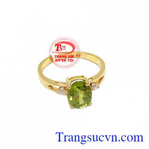 Nhẫn nữ peridot mệnh hỏa vàng 10k, bảo hành 6 tháng, giao hàng nhanh trên toàn quốc