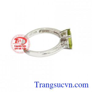 Nhẫn nữ vàng tây gắn đá peridot