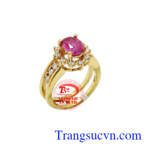 Nhẫn nữ ruby lục yên