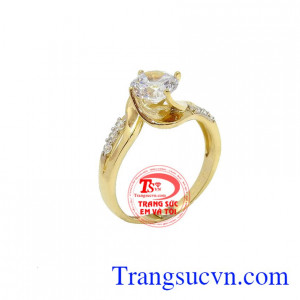 Nhẫn nữ sang trọng tình yêu là sản phẩm nhẫn nữ vàng tây đẹp được các bạn nữ yêu thích