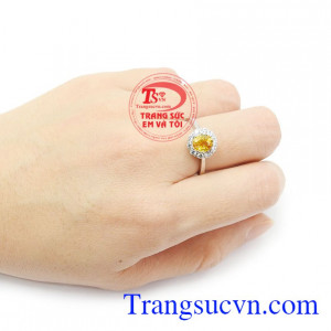 Nhẫn nữ Sapphire chất lượng được kiểm định chất lượng đảm bảo uy tín