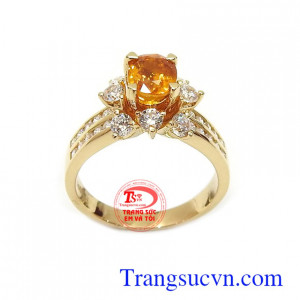 Nhẫn nữ Sapphire may mắn vàng 14k là viên đá cá tác dụng mang lại tài lộc, may mắn và bình an cho người đeo