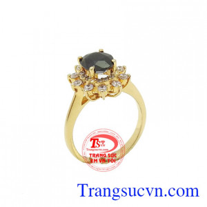 Nhẫn nữ sapphire theo mệnh nét sáng, bóng bền đẹp cho chiếc nhẫn nữ đeo hợp thời trang, chất lượng vàng được đảm bảo uy tín