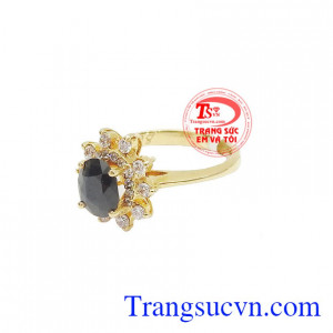 Nhẫn nữ sapphire theo mệnh vàng 14k, bảo hành 12 tháng, giao hàng nhanh trên toàn quốc