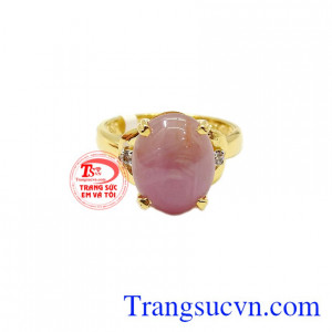 Nhẫn nữ vàng Sapphire vàng 10k tinh tế đá Sapphire thiên nhiên là biểu tượng của giàu sang, phú quý, sung túc, loại bỏ suy nghĩ tiêu cực, đem lại trí tuệ và tri thức,Nhẫn nữ Sapphire vàng 10k tinh tế