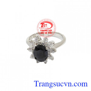Nhẫn nữ sapphire vàng trắng vàng 14k, bảo hành 12 tháng, giao hàng nhanh trên toàn quốc