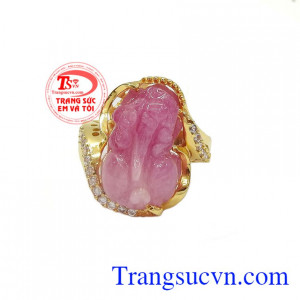 Nhẫn nữ tỳ hưu Ruby thiên nhiên