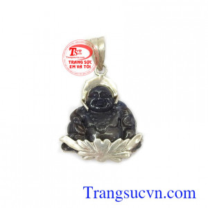 Phật di lặc sapphire đeo hợp nhiều loại dây chuyền khác nhau, là dòng sản phẩm rất được ưa chuộng