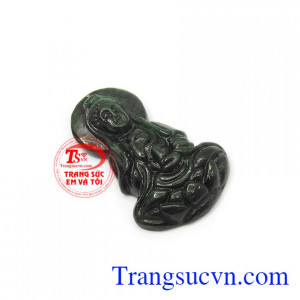 Phật quan âm phỉ thúy bình an có tác dụng như lá bùa hộ mệnh mang lại may mắn cho người sử dụng