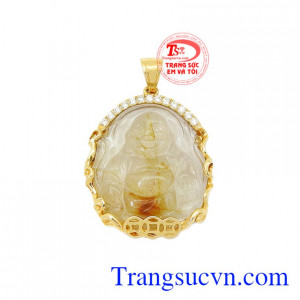 Phật thạch anh tóc bọc vàng 14k thạch anh tóc (hay thường gọi là rutilated quartz) là loại thạch anh chứa các bao thể dạng kim, que có màu sắc khác nhau.