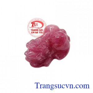 Tỳ hưu Ruby hoàn mỹ mang đến vẻ đẹp sang trọng, quý phái, đẳng cấp