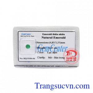 Viên Emerald ép vỉ được chế tác tinh xảo và tỉ mỉ, có giấy kiểm định chất lượng,Viên Emerald ép vỉ