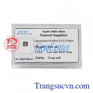 Viên Sapphire ép vỉ chất lượng là loại đá có màu sắc đẹp, lấp lánh.