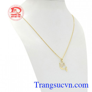 Bộ dây chuyền nữ vàng 10k xinh xắn, hợp thời trang.