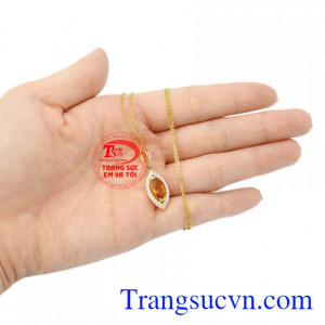 Bộ mặt dây nữ thạch anh vàng xinh xắn giao hàng trên toàn quốc.
