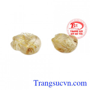 Cặp hồ ly thạch anh tóc duyên dáng là sự lựa chọn hoàn hảo cho bộ trang sức của phái đẹp. 