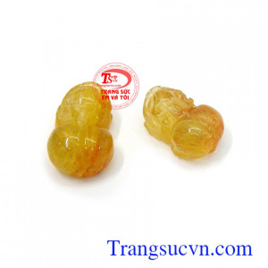 Cặp tỳ hưu thạch anh tóc bình an thường được chế tác thành vật trang sức đeo bên mình