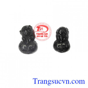 Cặp tỳ hưu thạch anh tóc đen thăng tiến là sản phẩm đá thạch anh tóc thiên nhiên, sản phẩm được chế tác tinh tế, sắc nét,Cặp tỳ hưu thạch anh tóc đen thăng tiến