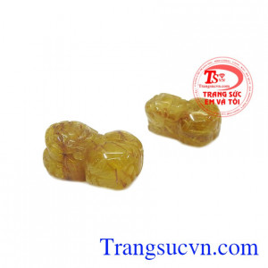 Cặp tỳ hưu thạch anh tóc may mắn cho những ai sở hữu tỳ hưu này.