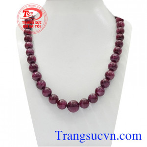 Chuỗi cổ Ruby thiên nhiên với màu tím đỏ phù hợp với người mệnh Thổ Thủy Hỏa,Chuỗi cổ Ruby thiên nhiên