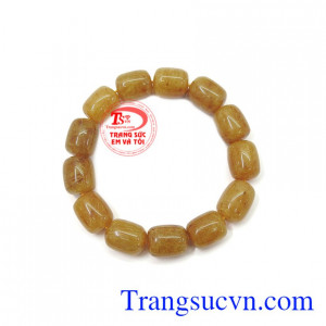 Chuỗi tay thạch anh tóc lu thống có thể làm quà tặng cho người thân, bạn bè.