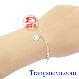 Sản phẩm thích hợp làm quà tặng cho người thân hoặc bạn bè,Lắc tay bạc mềm cho bé