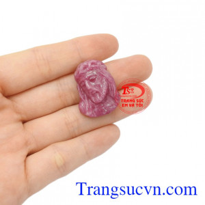 Mặt chúa ruby thiên nhiên