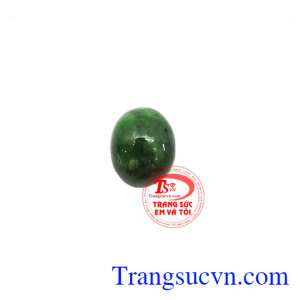 Mặt dây Jadeite Hưng Vượng là sản phẩm đẹp được chế tác từ ngọc cẩm thạch thiên nhiên, có giấy kiểm định đá tự nhiên