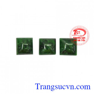 Mặt dây jadeite sang trọng, giao hàng nhanh trên toàn quốc