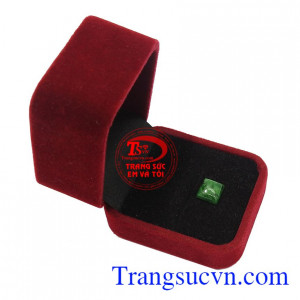 Mặt ngọc phỉ thúy